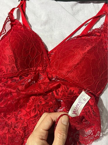 diğer Beden Kırmızı bralet