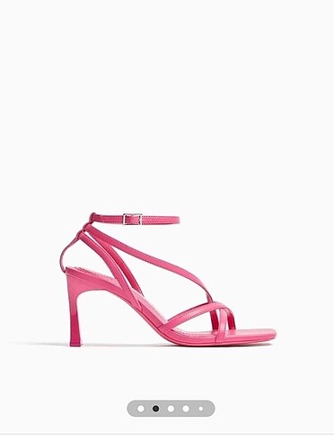 Bershka Bershka pembe topuklu sandalet ayakkabı