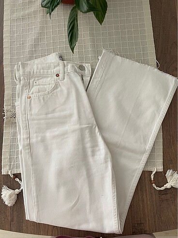 Zara beyaz jean