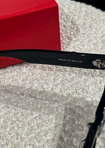 Parlak Siyah Erkek Gözlüğü - Görsel 3