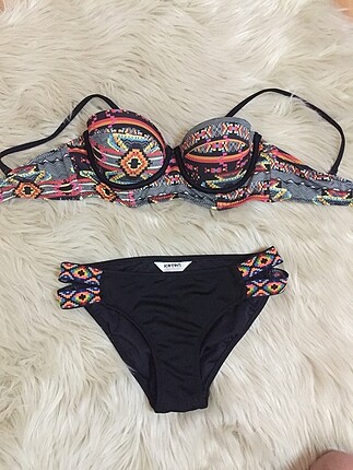 Bikini takımı & pareo