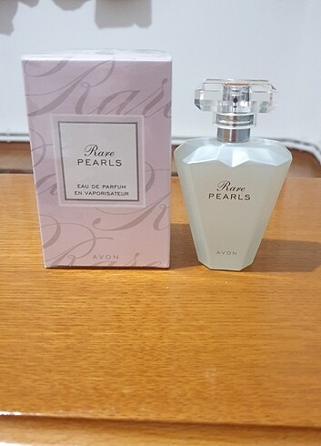 AVON RARE PEARLS 50 ML 