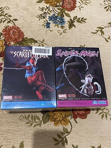SEGA SPİDERMAN VE GWEN FİGÜRÜ
