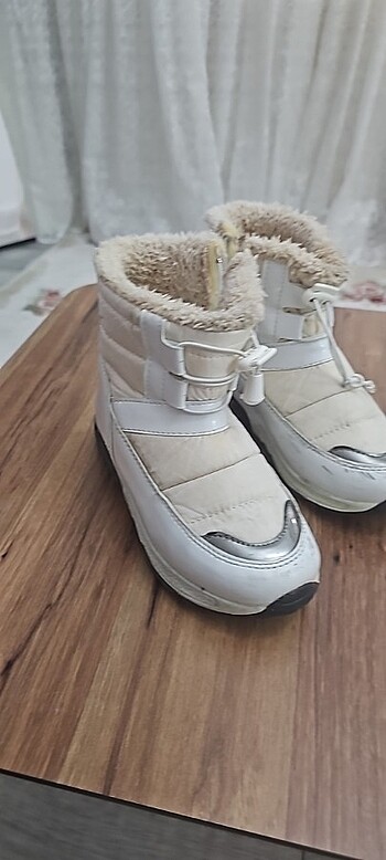 Diğer Kar botu czıme çocuk kadın