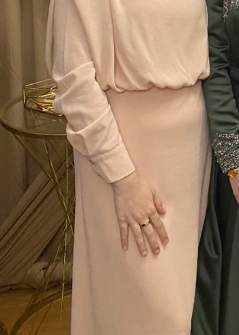 Toz pembe Uzun Kollu Drapeli Sade Nişan Elbisesi