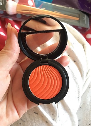Flormar turuncu far