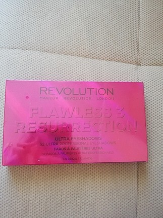 Revlon revolution palet