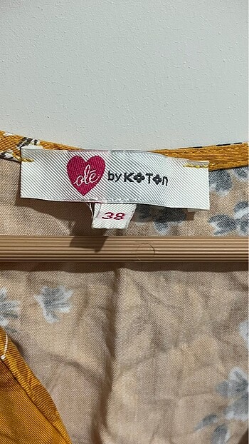 38 Beden Defacto Çiçekli Elbise ????
