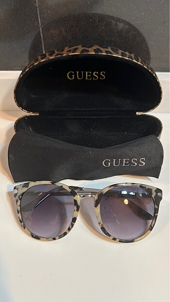 GUESS GÜNEŞ GÖZLÜĞÜ