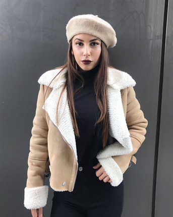 Bershka Kürklü kısa mont