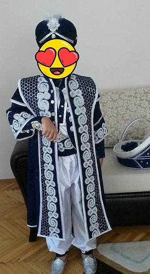 Sünnet kıyafeti