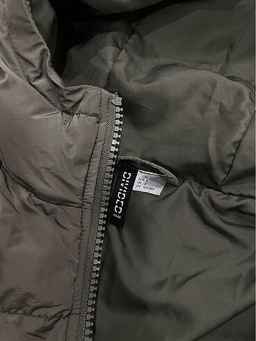 H&M Mont