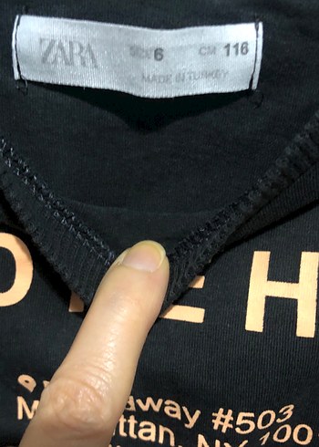 Zara Erkek Siyah Baskılı Uzun Kollu Tişört
