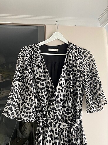 mango leoparlı şifon elbise