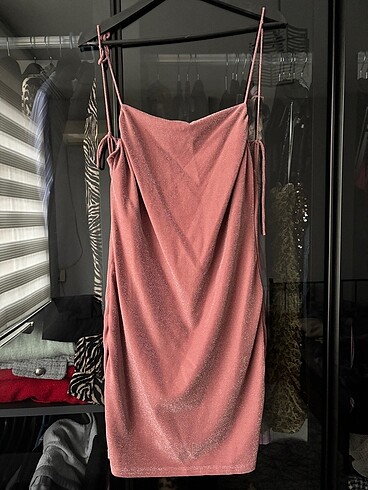 pull and bear simli elbise