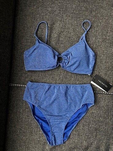 Trendyol & Milla Saks mavisi simli bikini takımı