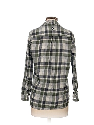 38 Beden Barbour Gömlek %70 İndirimli.