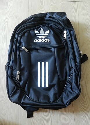 Adidas sırt çantası 