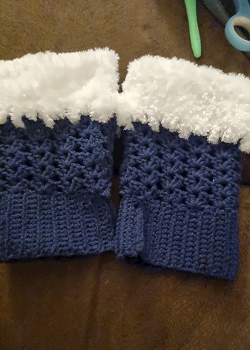 Beyaz Kürklü Örgü Eldiven - Görsel 6