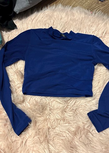 Uzun Kollu Mavi Crop Top