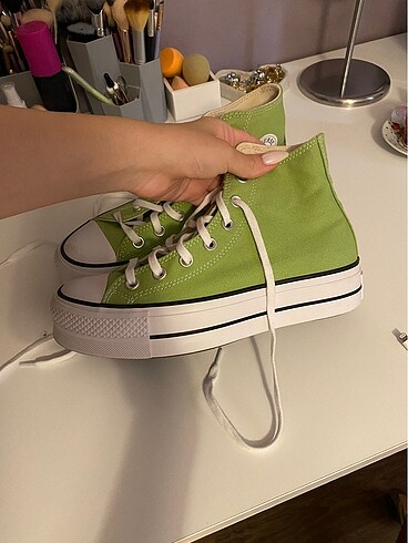 yeşil converse