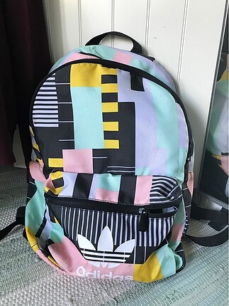 adidas sırt çantası