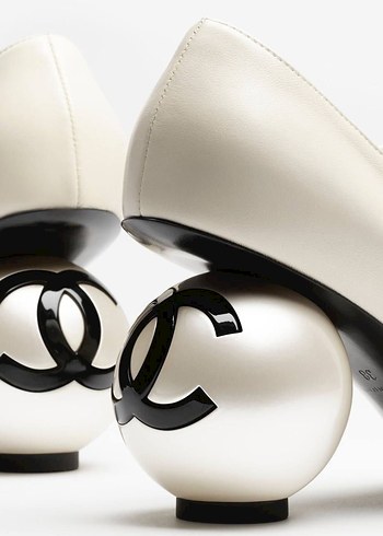 Beyaz Tokalı Topuklu Kadın Ayakkabı - Görsel 2