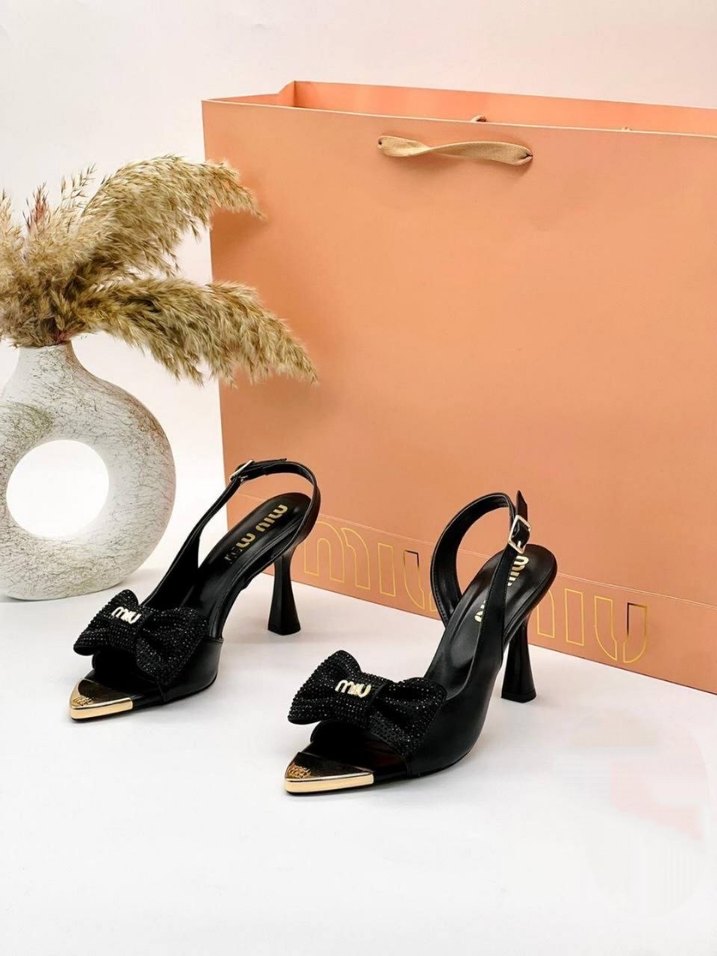  Miu Miu Yeni Sezon - İkonik Şıklık  - Görsel 5