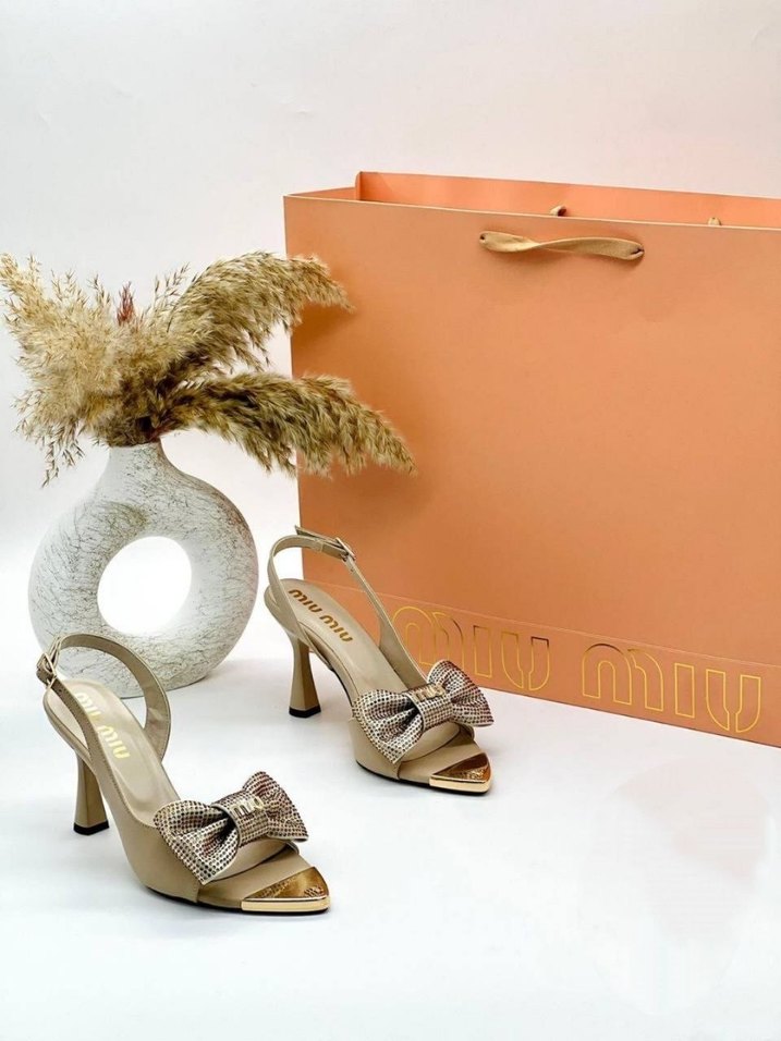  Miu Miu Yeni Sezon - İkonik Şıklık  - Görsel 4