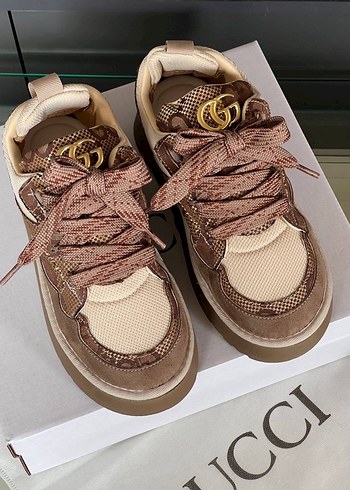 Pembe spor ayakabı - Görsel 9