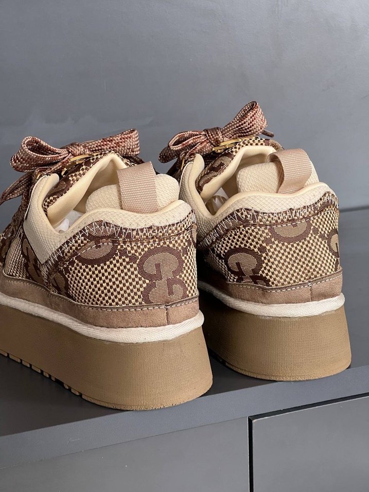 Pembe spor ayakabı - Görsel 5