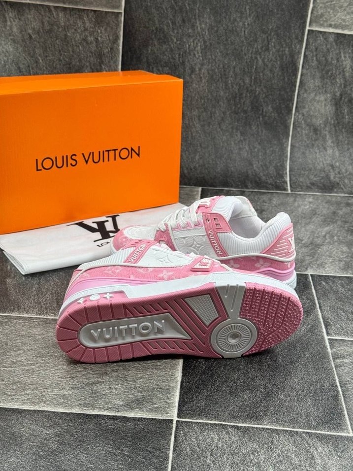 Pembe spor ayakabı - Görsel 3