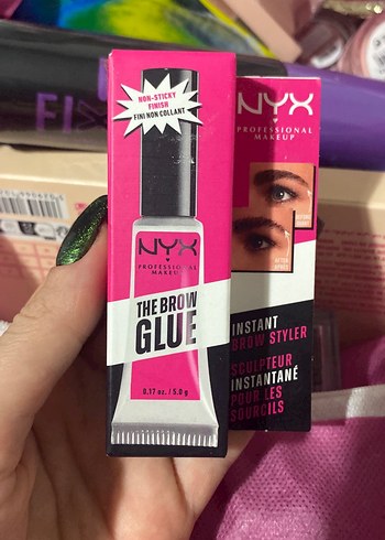 NYX The Brow Glue Kaş Jeli