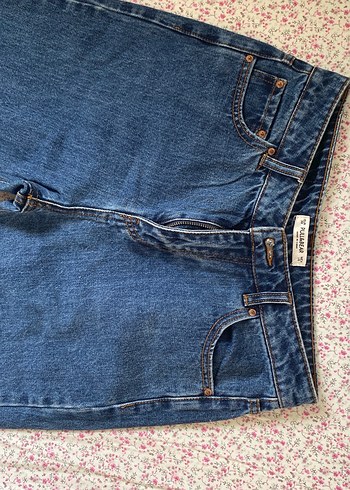 Pull and Bear mom jean