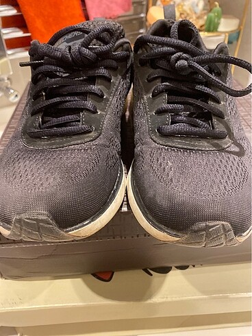 36 Beden siyah Renk skechers