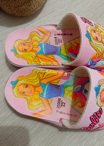 Kızlar için kahverengi nakışlı sıcak terlik - Görsel 3