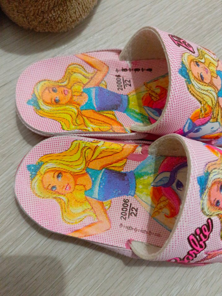 Kızlar için kahverengi nakışlı sıcak terlik - Görsel 3