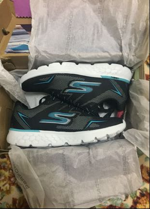 37 Beden Skechers GORUN 400
