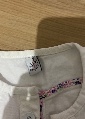 Kızlar için Beyaz Düğmeli Pamuklu Yelek - Görsel 2