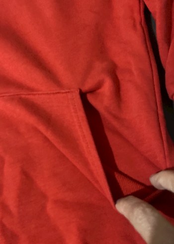 Kırmızı Kapüşonlu Kadın Sweatshirt - Görsel 3