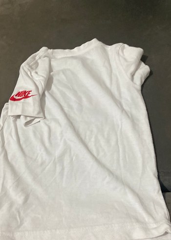 Nike Beyaz Erkek Çocuk Kısa Kollu Tişört - Görsel 7