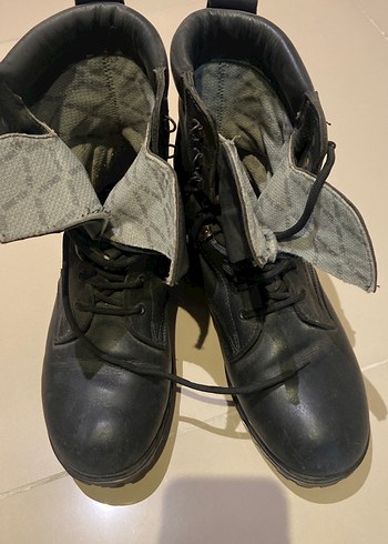 Gri Deri Tokalı Erkek Botları - Görsel 2