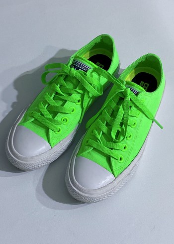 37 Beden yeşil Renk Orijinal Converse neon ayakkabı