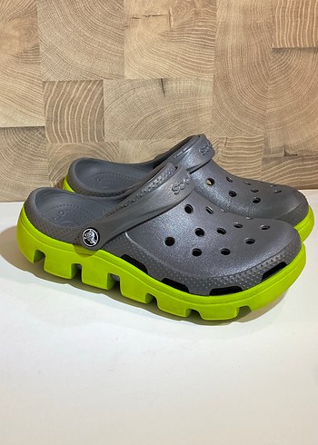 Crocs 36