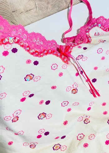 Yurtdışından İç Giyim Takımı - Görsel 3