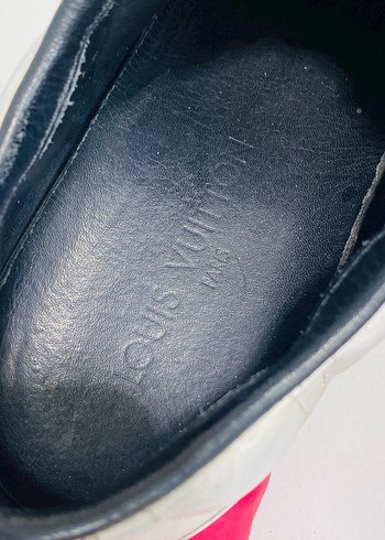 Orijinal Louis Vuitton beyaz sneaker - Görsel 11