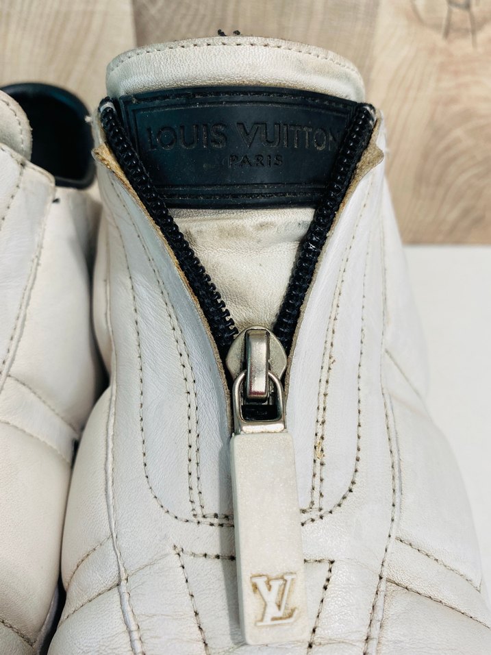 Orijinal Louis Vuitton beyaz sneaker - Görsel 3
