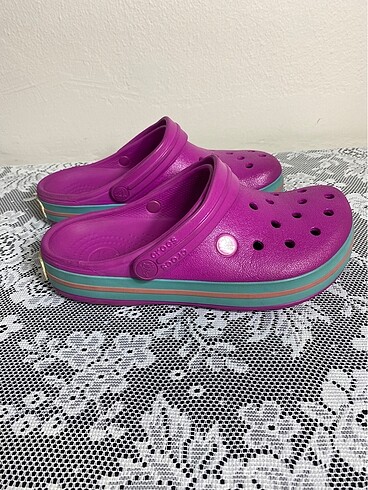 37 Beden çeşitli Renk Orijinal Crocs Terlik