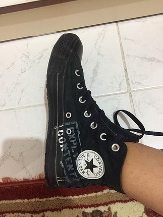 siyah converse