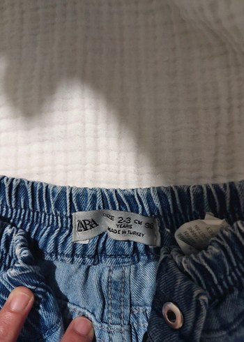 Renkli Nakışlı Erkek Çocuk Bol Kesim Kot Pantolon - Görsel 2